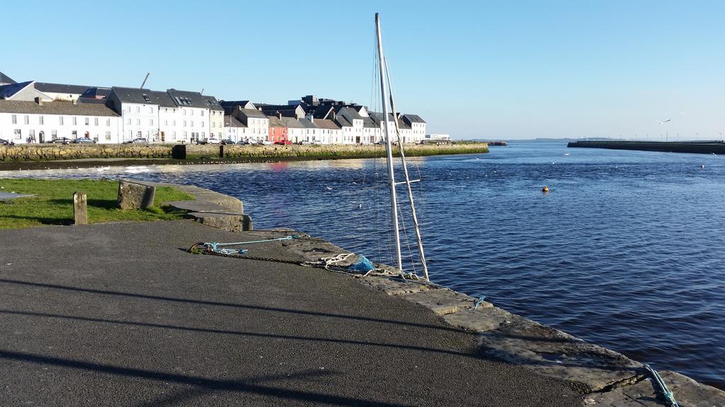 Frank'S Villa Galway Buitenkant foto