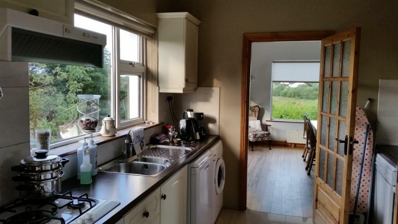 Frank'S Villa Galway Buitenkant foto